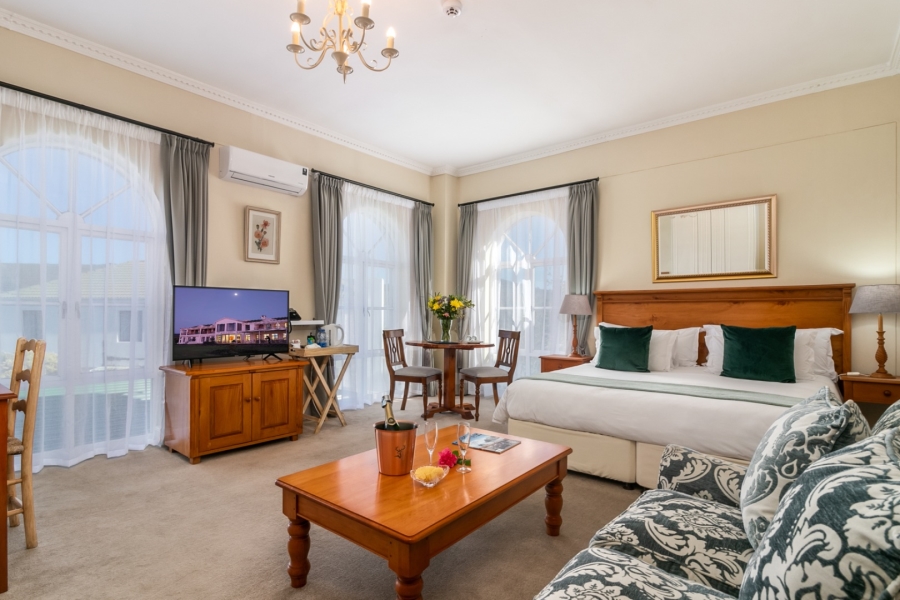  Bedroom Property for Sale in The Point Western Cape